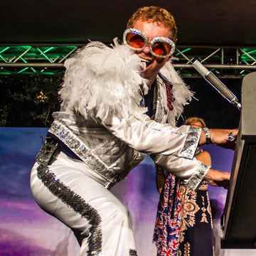 Kenny Metcalf As Elton Concerts in West Palm Beach